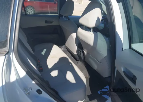 2024 Toyota Corolla Cross L z USA, uszkodzony, nr VIN 7MUAAAAG9RV086394